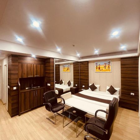 אפרטהוטל The Grace Residency - Gomtinagar, לקנאו מראה חיצוני תמונה