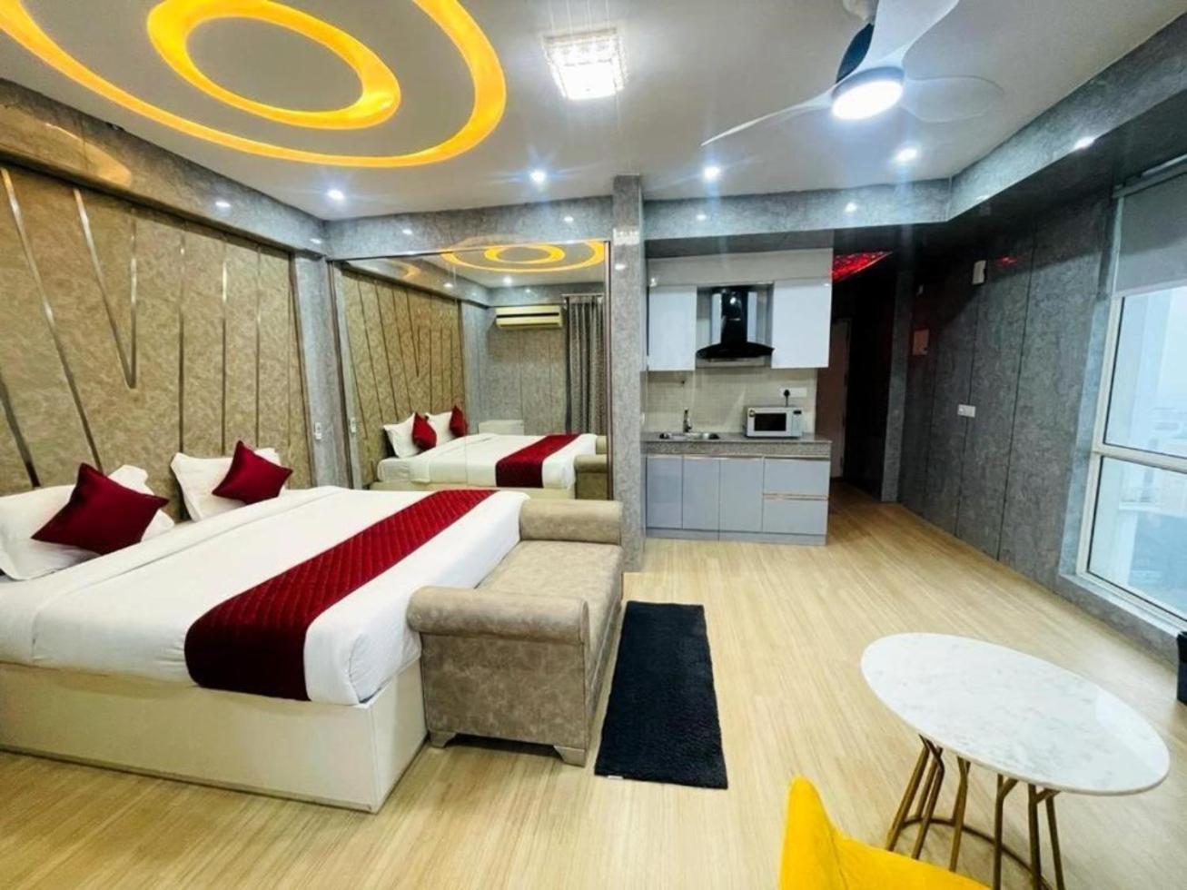 אפרטהוטל The Grace Residency - Gomtinagar, לקנאו מראה חיצוני תמונה