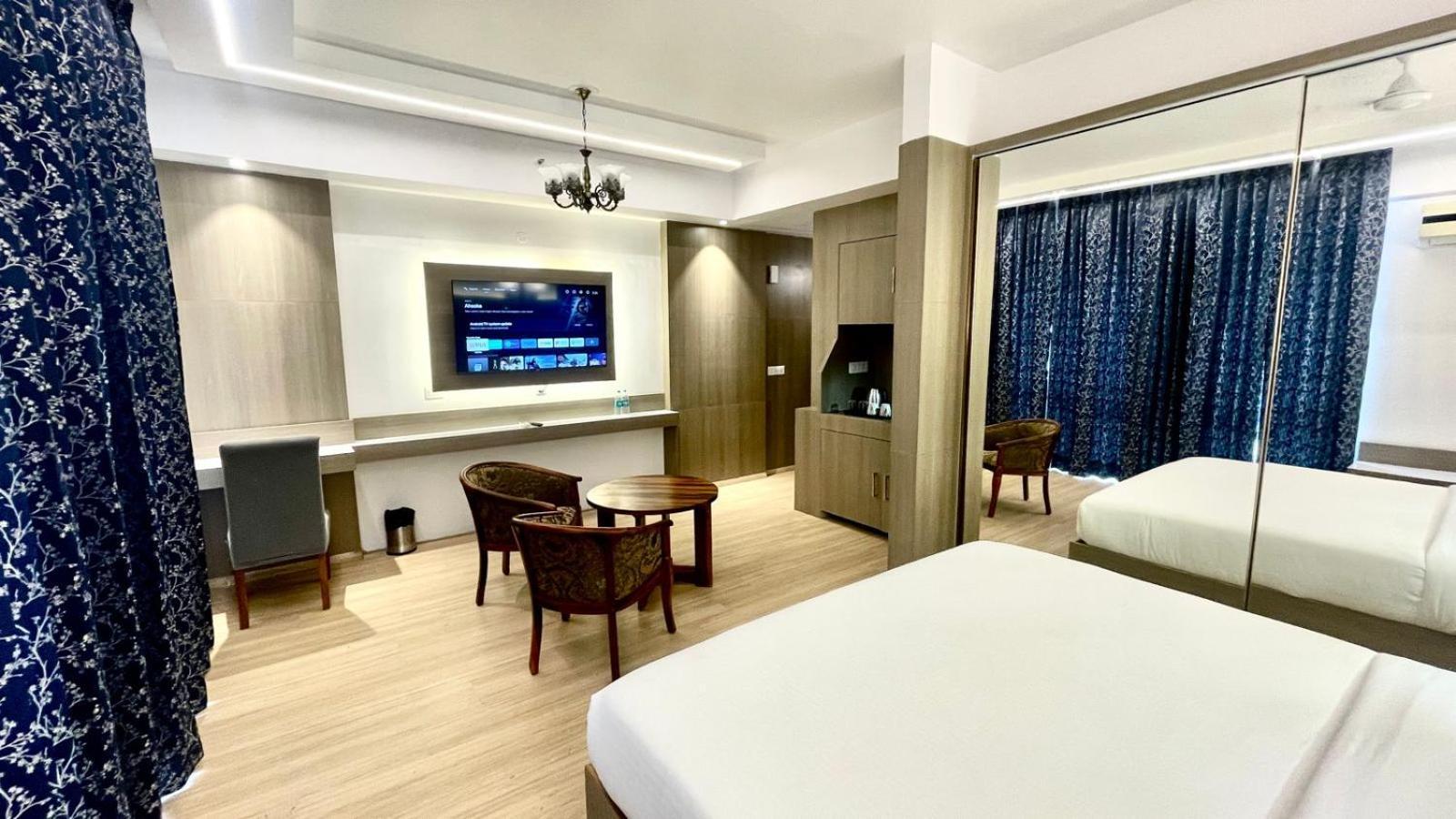 אפרטהוטל The Grace Residency - Gomtinagar, לקנאו מראה חיצוני תמונה