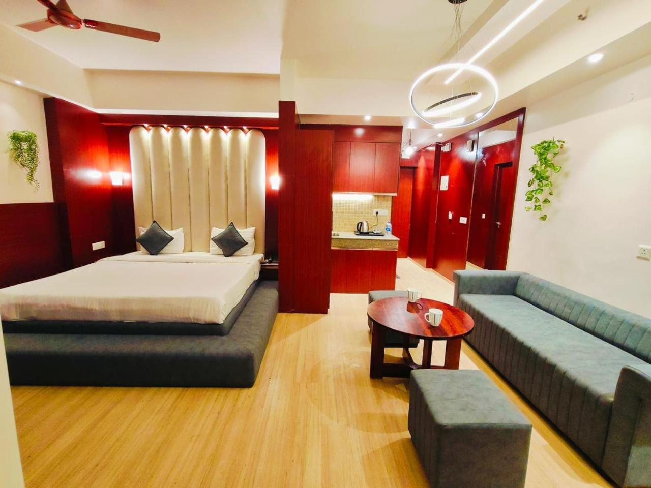 אפרטהוטל The Grace Residency - Gomtinagar, לקנאו מראה חיצוני תמונה